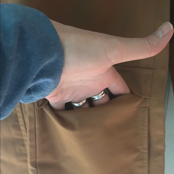 Fairchild Raincoat - Picture 3 of 7